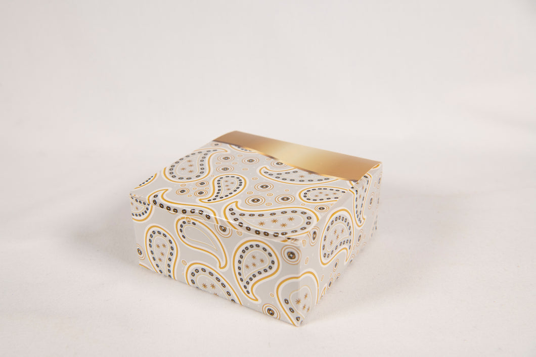 Gift Box (White Paisley)